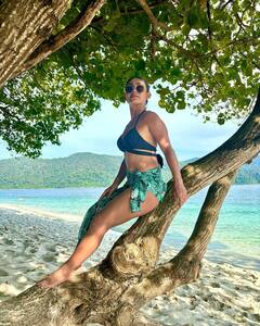 Sreejita De Treats Fans With Pictures From Beach Vacation; See Pics