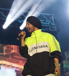 Diljit Dosanjh Birthday: देश-विदेश में फैली संपत्ति, राजाओं जैसी जिंदगी जीते हैं दिलजीत दोसांझ, इतने करोड़ की है नेटवर्थ