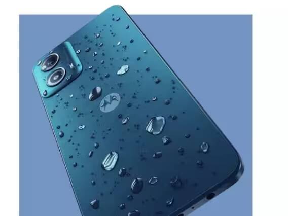 Moto G34 5Gમાં તમને 120hz ના રિફ્રેશ રેટ સાથે 6.5 ઇંચની સ્ક્રીન મળશે. આ મોબાઈલ ફોન Snapdragon 695 5G ચિપસેટ પર કામ કરશે. તમે મોબાઈલ ફોનને કાળા, વાદળી અને પર્લ બ્લૂ રંગમાં ખરીદી શકશો.