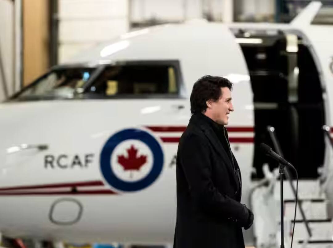canadian pm justin trudeau plane break downs during holiday in jamaica ਮੁੜ ਖ਼ਰਾਬ ਹੋਇਆ ਟਰੂਡੋ ਦਾ ਜਹਾਜ਼ , 4 ਮਹੀਨਿਆਂ 'ਚ ਦੂਜੀ ਵਾਰ ਹੋਈ ਕੈਨੇਡਾ ਦੇ ਪ੍ਰਧਾਨ ਮੰਤਰੀ ਦੀ ਫਜ਼ੀਹਤ