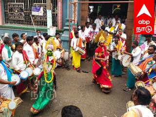 விழுப்புரத்தில் பம்பை - உடுக்கை இசைத்து, நடனமாடி கோரிக்கை வைத்த  நாட்டுப்புற கலைஞர்கள்