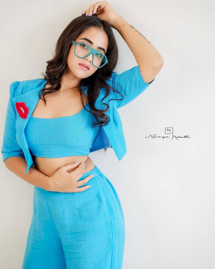 దీప్తి సునయన ఫోటోలు(Image Courtesy: deepthi_sunaina/instagram)