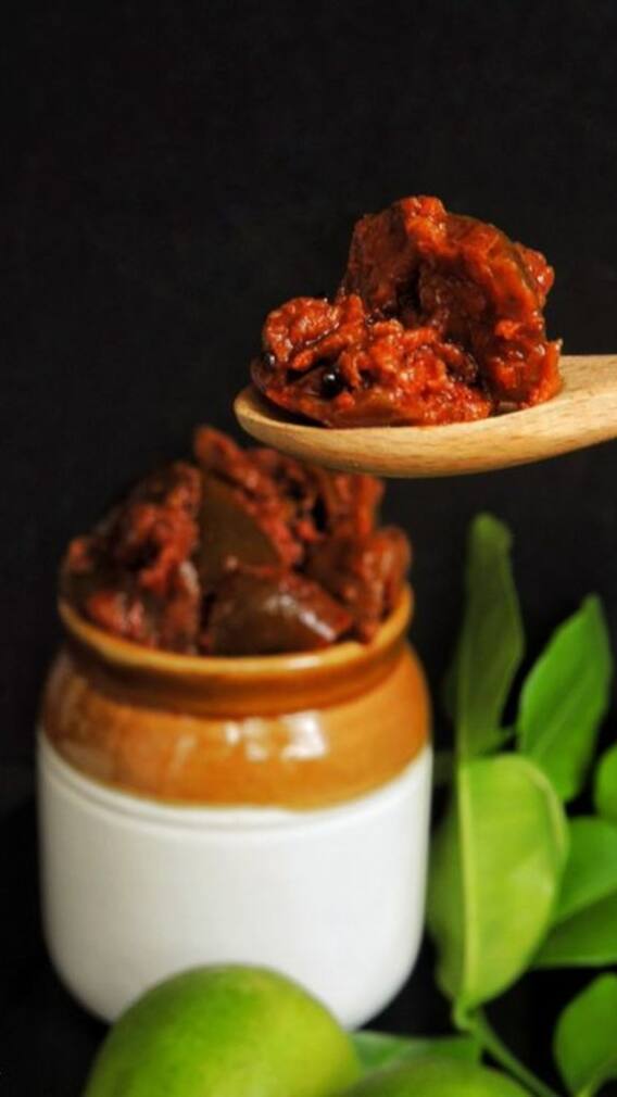 మామిడికాయ పచ్చడితో ఎన్ని ఆరోగ్య ప్రయోజనాలో తెలుసా?