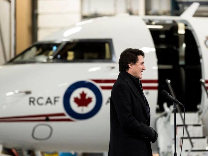 Canadian PM Justin Trudeau Plane Break downs During Holiday in Jamaica फिर खराब हुआ ट्रूडो का विमान, 4 महीने में दूसरी बार कनाडाई प्रधानमंत्री की फजीहत