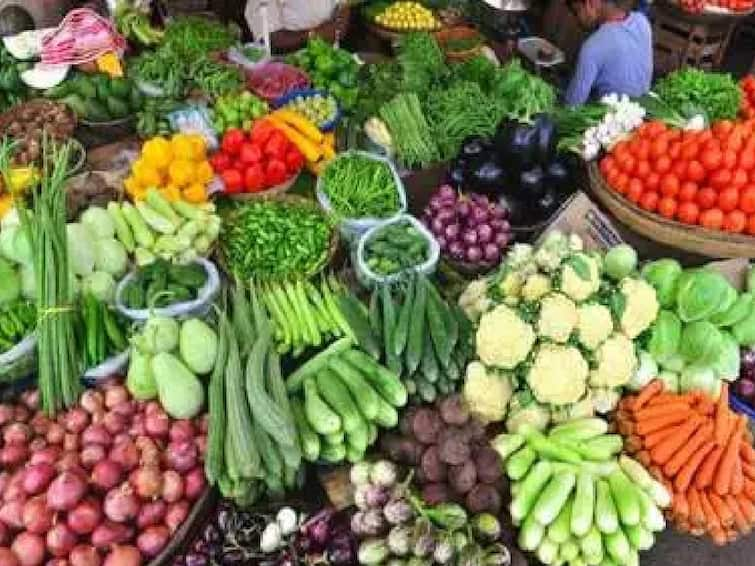 Vegetables price list january 6 2024 chennai koyambedu market Vegetable Price: வார கடைசியில என்ன ஸ்பெஷல்? ஏற்ற இறக்கத்தில் காய்கறி விலை.. இன்றைய பட்டியல் இதோ..