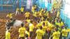 Thachankurichi Jallikattu: ஆண்டின் முதல் ஜல்லிக்கட்டு போட்டி கோலாகல தொடக்கம்; களத்தில் சீறிப்பாய்ந்த காளைகள்