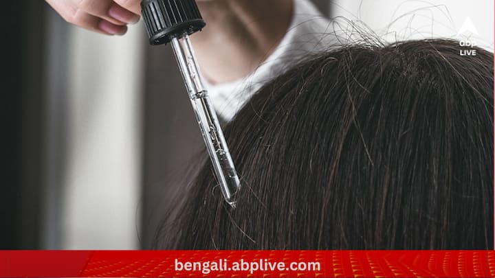 এই সমস্যা থেকে মুক্তি দিতে পারে ভিটামিন ই। ভারতে এই বিশেষ ভিটামিনের অভাবজনিত রোগে অনেকেই ভোগেন।‌ যার ফলে চুল ঝরে যায় অকালে।