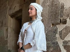 Sonakshi Sinha Photos: ఈజిప్ట్‌ టూర్‌లో సోనాక్షి గుర్రపు స్వారీ!