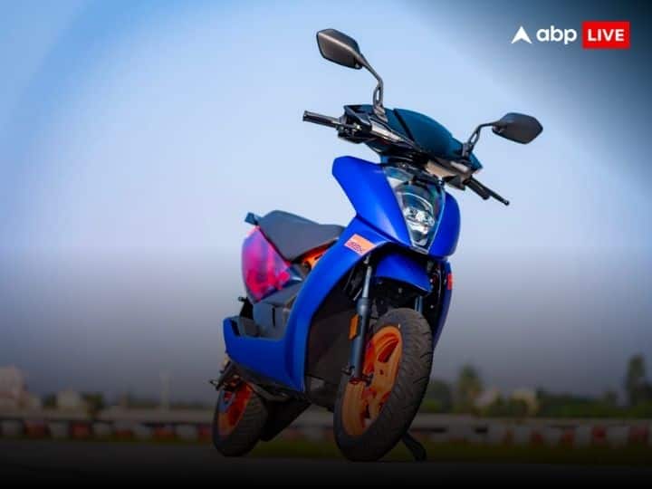 Ather Energy launched their Apex 450 electric scooter in Indian market Ather Apex 450: एथर ने लॉन्च किया 450 एपेक्स इलेक्ट्रिक स्कूटर, 1.89 लाख रुपये रखी गई है कीमत