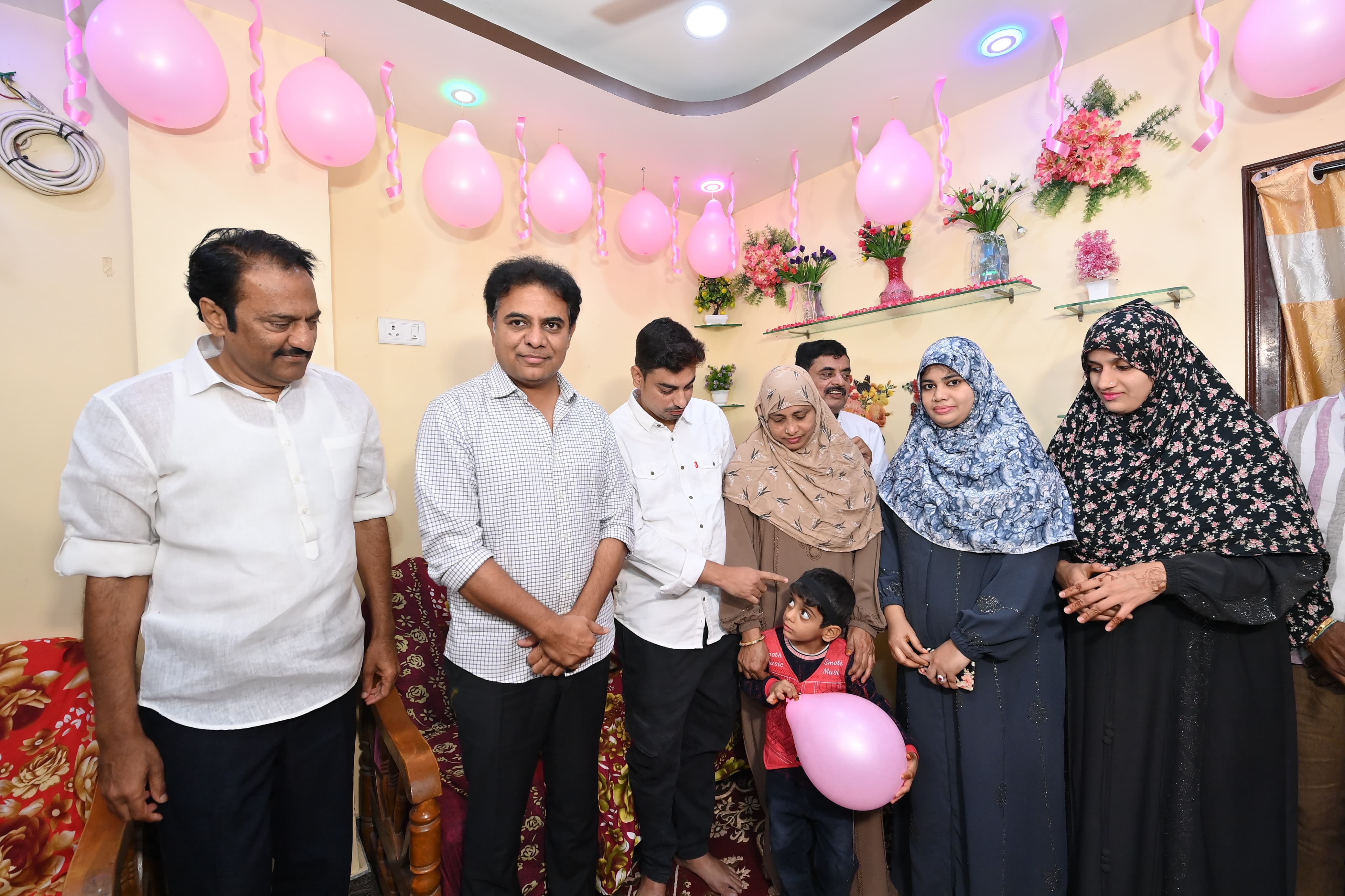 Daawat For KTR: బోరబండలో ఇబ్రహీం ఖాన్ ఇంటికి ప్రత్యేక అతిథిగా కేటీఆర్, ఇంతకీ ఎవరతను?