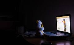 Sleeplessness Affects Health: ত্বকের সমস্যা হোক বা গুরুতর অসুখ, বীজ লুকিয়ে অনিদ্রা এবং অনিয়মেই