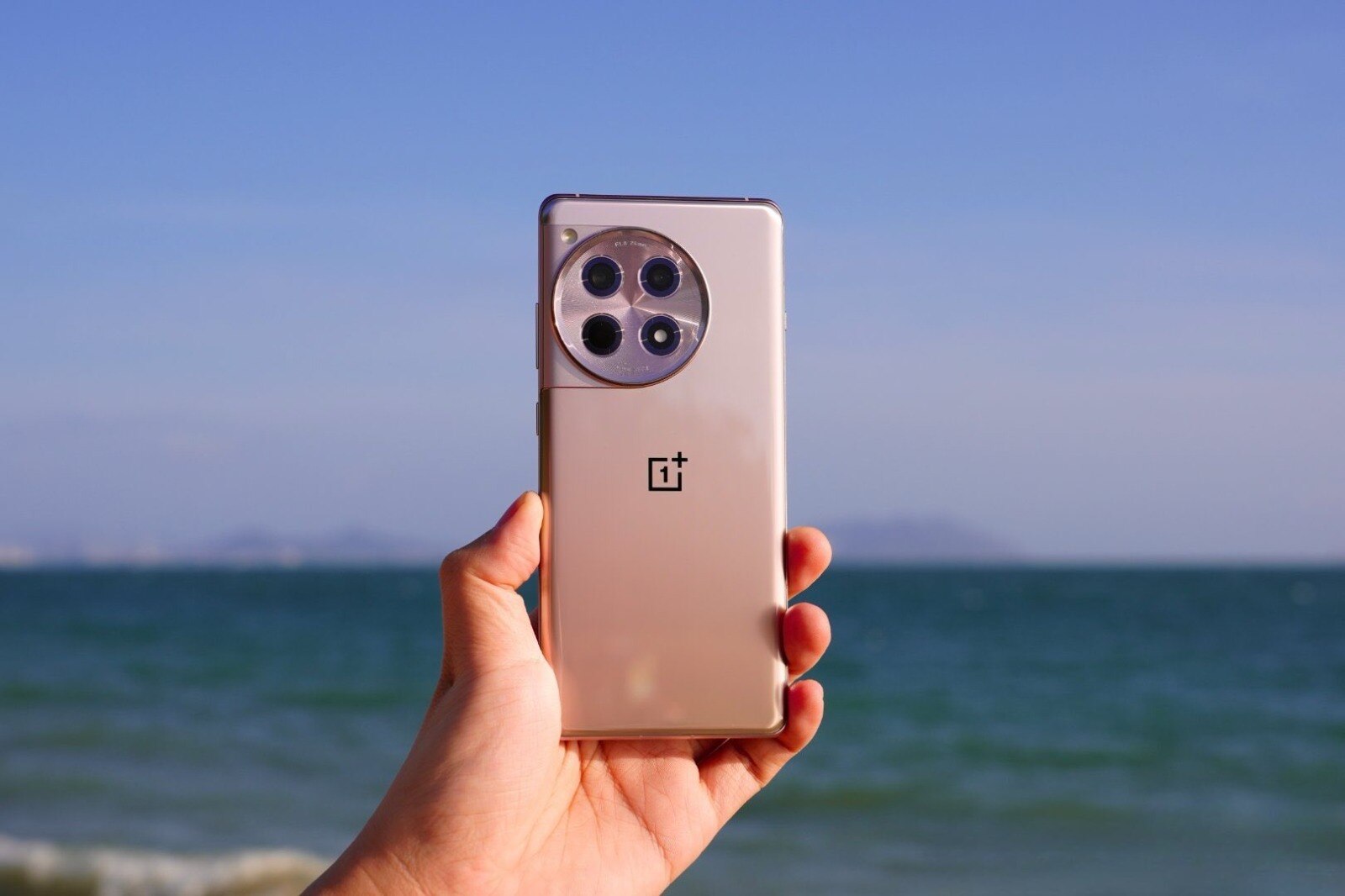 OnePlus Smartphone: ভারতে আসছে ওয়ানপ্লাস ১২আর, কোথা থেকে কেনা যাবে? রইল সম্ভাব্য স্পেসিফিকেশন