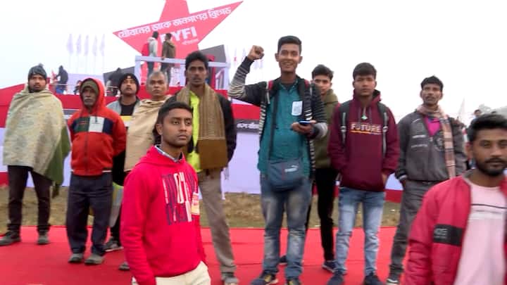 আজ ব্রিগেডে বক্তার তালিকায় রয়েছেন সিপিএমের রাজ্য সম্পাদক মহম্মদ সেলিম, DYFI-এর রাজ্য সম্পাদক মীনাক্ষী মুখোপাধ্যায়, DYFI-এর রাজ্য সভাপতি ধ্রুবজ্যোতি সাহা, SFI-এর রাজ্য সম্পাদক সৃজন ভট্টাচার্য এবং DYFI-এর প্রাক্তন রাজ্য সম্পাদক আভাস রায়চৌধুরী।