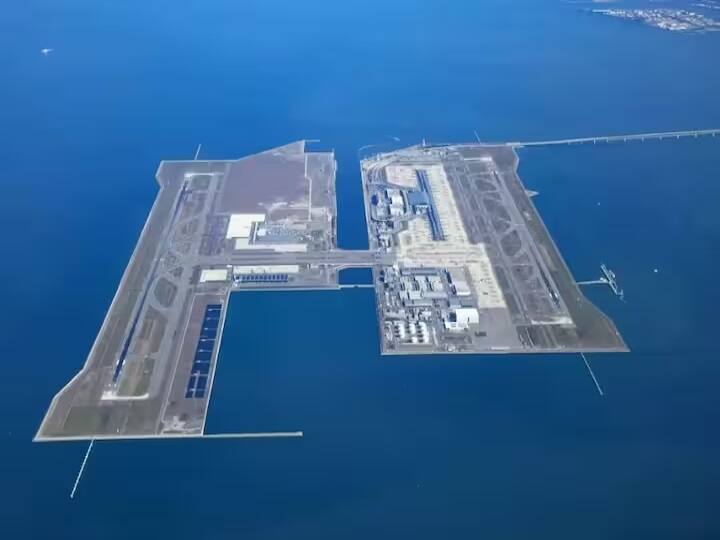 Japan Kansai Airport which built of 20 Million dollars is sinking know details of it डूब रहा समुद्र के बीच बना जापान का 20 अरब डॉलर का यह शानदार एयरपोर्ट, जानें क्या है कारण