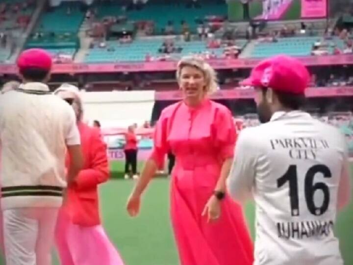 Mohammad Rizwan refuses to shake hands with female members of Glenn McGrath Foundation and  family after Sydney Test Sydney Test: मोहम्मद रिजवान ने नहीं मिलाया मैक्ग्रा परिवार की महिलाओं से हाथ, देखें फैंस ने कैसे किया रिएक्ट