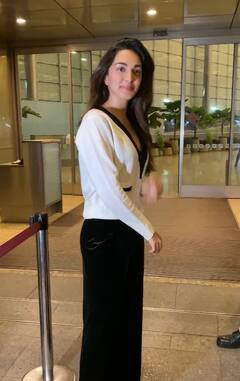 Kiara Advani Airport Look: एयरपोर्ट पर स्पॉट हुईं कियारा आडवाणी, कूल और कम्फी लुक में दिखीं बेहद गॉर्जियस