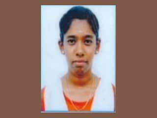 தேனி: போடியில் விடிய விடிய பெய்த மழை.. வீடு இடிந்து விழுந்து கல்லூரி மாணவி உயிரிழப்பு
