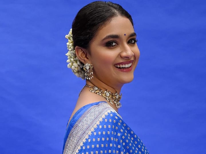 தென்னிந்திய திரையுலகில் முன்னணி நடிகைகளுள் ஒருவர் நடிகை கீர்த்தி சுரேஷ்.