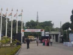 IN Pics: पीएम मोदी के संसदीय क्षेत्र में वृहद स्तर पर सरपंच संवाद का हुआ आयोजन, कार्यक्रम में पहुंचे 500 जिलों के सरपंच