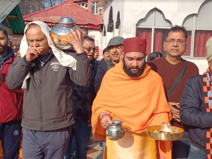 अनंतनाग के प्राचीन मार्तंड मंदिर में अयोध्‍या से भेजा गया खास कलश, विधि-विधान से स्थापित