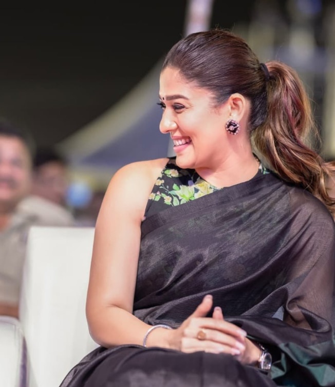 Top 10 Nayanthara Saree Looks That We Absolutely Love! | Saree look, Blouse  designs, Modern blouse designs