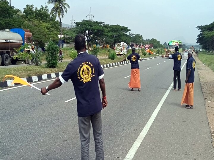 3 நாட்களாக 3 வேளையும் 28 ஆயிரம் பேருக்கு அன்னதானம் -  10 ஆண்டுகளாக சேவை செய்யும் ஐயப்ப பக்தர்கள்