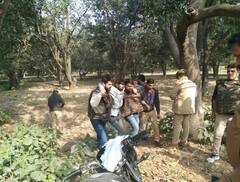 एनकाउंटर में 25 हजार का इनामी बदमाश घायल, कपड़ा व्यापारी के अपहरण केस में था फरार