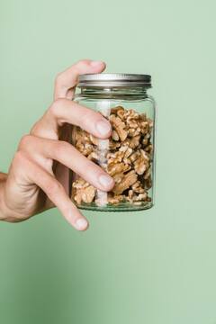 Walnuts : अशा पद्धतीने हिवाळ्यात 'अक्रोड' चा आहारात करा समावेश