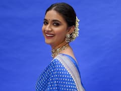 Keerthy Suresh Photos : మల్లెపూలు పెట్టుకుని మహానటిలా ముస్తాబైన కీర్తి సురేష్