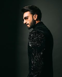 Ranveer Singh Looks Classy In All-Black Ethnic Attire, Check Out All Pics