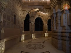 Ram Mandir Inauguration: रात में और भव्य भी ज्यादा दिखेगा राम मंदिर, दूधिया रोशनी में पहली तस्वीर आई सामने