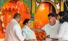 CM At Kapil Muni Ashram:গঙ্গাসাগর-সফরে মুখ্যমন্ত্রী, পুজো দিলেন কপিলমুনি আশ্রমে