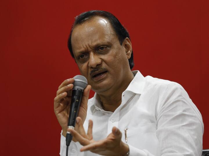 'कुछ लोग 80 की उम्र पार करने बाद भी...', अजित पवार का चाचा शरद पवार पर तंज Ajit Pawar Veiled Jibe At Sharad Pawar Says Some People In Their 80s Not Ready To Retire 'कुछ लोग 80 की उम्र पार करने बाद भी...', अजित पवार का चाचा शरद पवार पर तंज