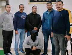 उत्तराखंड एसटीएफ ने 2 लाख के ईनामी बदमाश को किया गिरफ्तार, मंत्री के भाई के घर की थी लूट