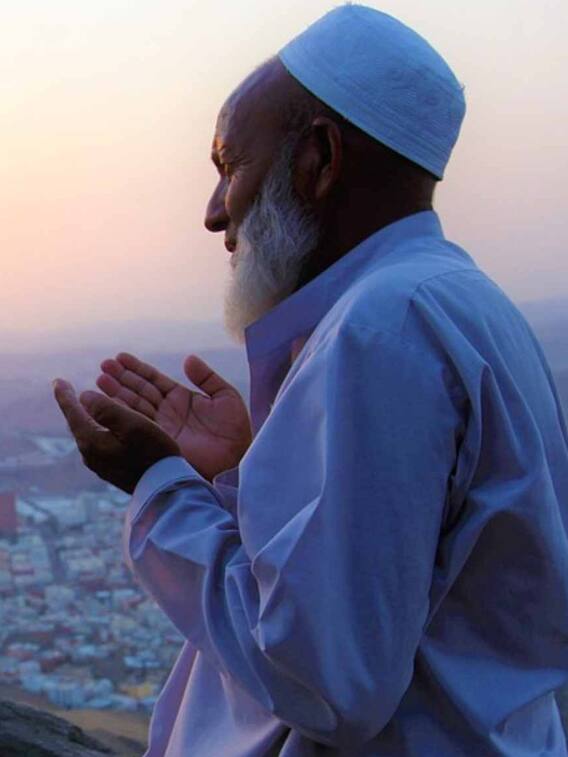 असम में कुल कितनी मस्जिदें?