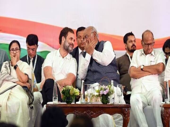 Congress names observers for 539 lok sabha seats starts seat sharing negotiation தேசிய அளவில் இத்தனை தொகுதிகளில் போட்டியா? ஸ்கெட்ச் போட்ட காங்கிரஸ்.. சிக்கலாகும் கூட்டணி