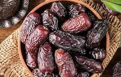 Health Tips: ખાલી પેટે ખજૂર ખાવાના છે અનોખા ફાયદા, જાણીને આજે જ શરૂ કરી દેશો