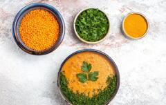 क्या अरहर की दाल आपकी फेवरेट है? फायदे तो जानते होंगे अब जान लें इसके कुछ नुकसान