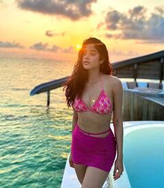 मालदीव छोड़ अब लक्षद्वीप में अपने हुस्न की बिजलियां गिराएंगीं बॉलीवुड एक्ट्रेस, खुलेआम किया ऐलान