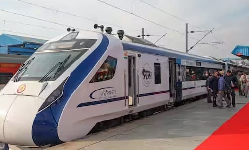 ઘણીવાર એવું જોવામાં આવ્યું છે કે પ્રવાસ દરમિયાન પીરસવામાં આવતા ભોજનને લઈને અનેક પ્રકારની ફરિયાદો મળે છે, લોકો તેની તસવીરો સોશિયલ મીડિયા પર પણ પોસ્ટ કરે છે.
