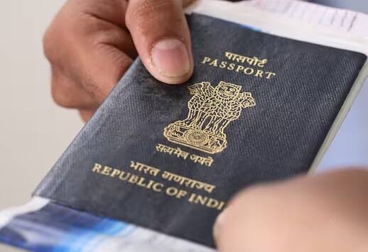પાસપોર્ટ બનાવતી વખતે એ જોવામાં આવે છે કે અરજદાર ગુનેગાર તો નથી ને. સાથે ભારતનો નાગરિક છે કે નહી તે પણ તપાસવામાં આવે છે.