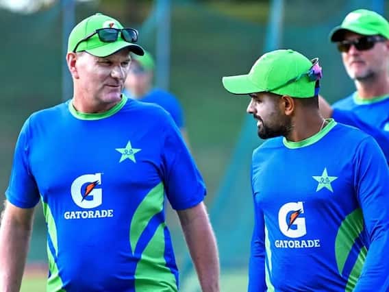 Pakistan Head Coach: पाकिस्तान क्रिकेट में खत्म नहीं हो रहा बवाल! अब इस दिग्गज ने छोड़ा PCB का साथ; थामा दूसरी टीम का हाथ Pakistan Head Coach: पाकिस्तान क्रिकेट में खत्म नहीं हो रहा बवाल! अब इस दिग्गज ने छोड़ा PCB का साथ; थामा दूसरी टीम का हाथ