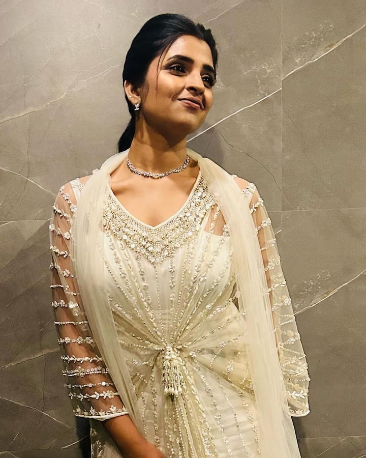 శ్యామల లేటెస్ట్ ఫోటోలు (Image Courtesy : syamalaofficial / instagram)