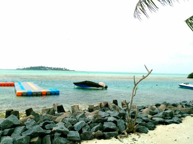 Lakshadweep Tour These things must be done before going on a trip to Lakshadweep abpp Lakshadweep Tourism: లక్షద్వీప్ టూర్‌ విజయవంతం అవ్వాలంటే ముందు పోలీస్‌ స్టేషన్‌కు వెళ్లాలి!