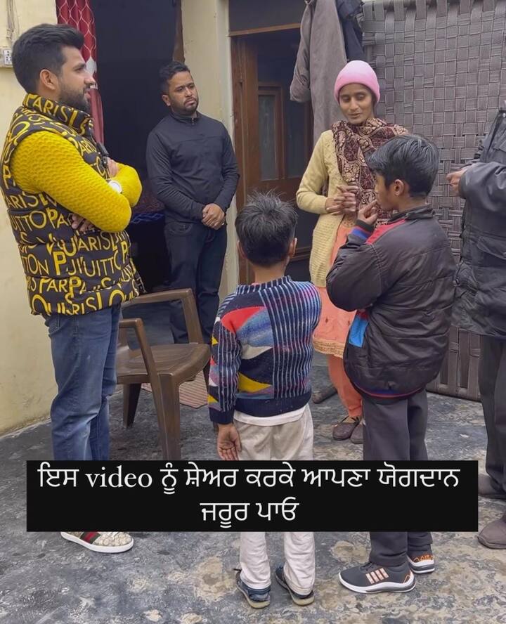 ਹਾਲ ਹੀ 'ਚ ਮਸ਼ਹੂਰ ਹਰਿਆਣਵੀ ਡਾਂਸਰ ਸਪਨਾ ਚੌਧਰੀ ਵੀ ਅਨਮੋਲ ਕਵਾਤਰਾ ਨੂੰ ਮਿਲਣ ਪਹੁੰਚੀ ਸੀ। ਉਸ ਨੇ ਗਰੀਬ ਤੇ ਜ਼ਰੂਰਤਮੰਦਾਂ ਲੋਕਾਂ ਦੀ ਮਦਦ ਵੀ ਕੀਤੀ ਸੀ।