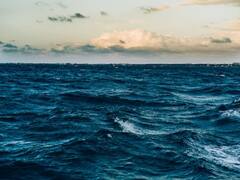 समुद्र का पानी खारा और नदियों का पानी मीठा, जानिए इसके पीछे की वजह