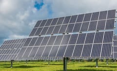 Transparent Solar Panels: জানলার কাচ বসালেই বিনামূল্যে বিদ্যুৎ! কার্বনমুক্ত পৃথিবী গড়ে তোলার পথে আরও একধাপ