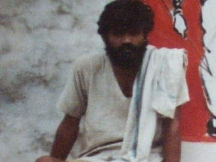 राम मंदिर आंदोलन में नारा खूब प्रचलित हुआ था, जिस पर विपक्ष भी कई बार तंज कसते हुए दिखाई दिया था. विपक्षी दल अक्सर कहते थे कि 'मंदिर वहीं बनाएंगे, लेकिन तारीख नहीं बतायेंगे'.