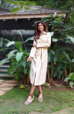 Shilpa Shetty: ਵਨ ਪੀਸ ਡਰੈੱਸ 'ਚ ਸ਼ਿਲਪਾ ਸ਼ੈੱਟੀ ਨੇ ਮਚਾਈ ਤਬਾਹੀ, ਦੇਖੋ ਉਨ੍ਹਾਂ ਦਾ ਗਲੈਮਰਸ ਲੁੱਕ