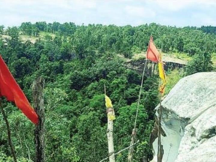 Koriya is Inaccessible to Tourists due lack of road Samundai Sita Cave Chhattisgarh Tourist Destination ann Chhattisgarh News: सरकारी उपेक्षा से पर्यटकों की पहुंच से दूर कोरिया, सड़क के अभाव में सीता गुफा तक नहीं पहुंच पाते लोग